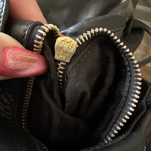 💜 guaranteed Authentic Prada Black Fiocco Bow Calf Leather
Handbag💜 - Picture 10 of 16